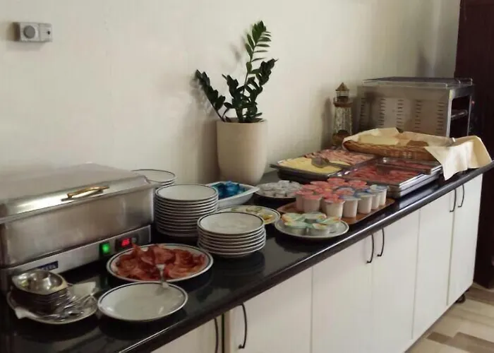 Al Mare Отель Лидо-ди-Езоло