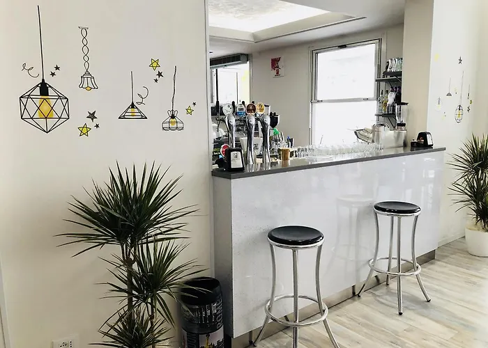 Отель Al Mare Лидо-ди-Езоло