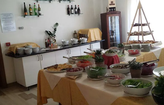 Al Mare Лидо-ди-Езоло