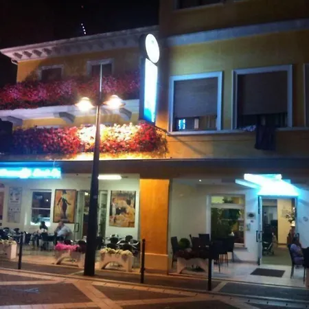 Al Mare 3*