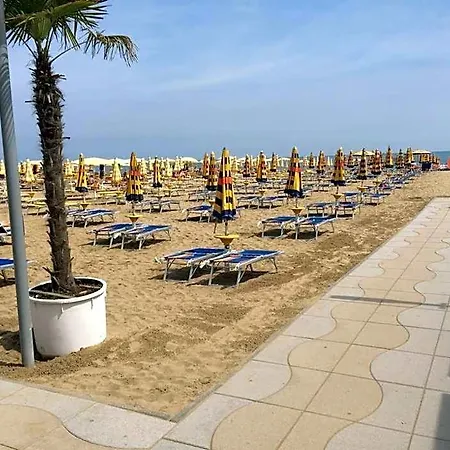 Al Mare 3*