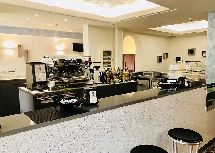 Al Mare Отель 3*